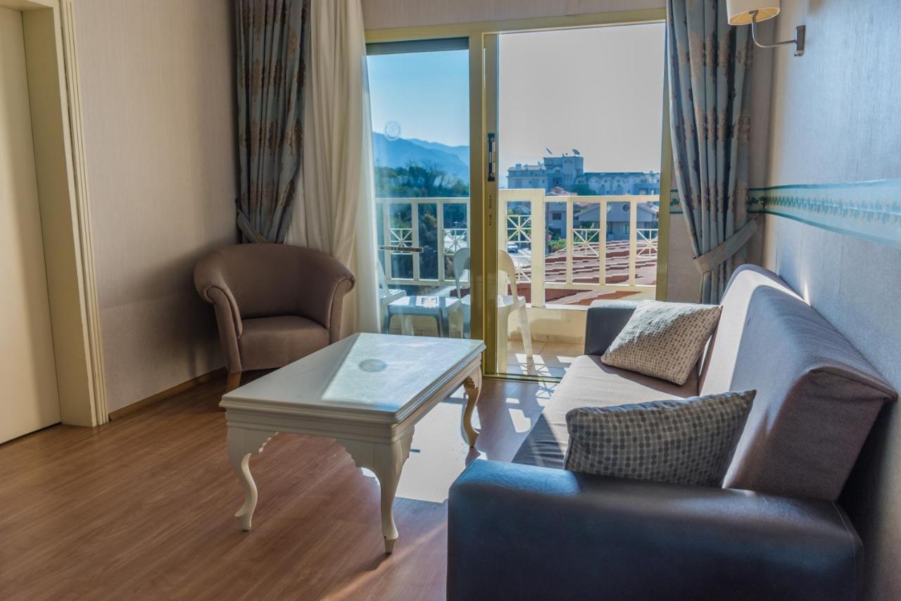Grand Hotel Faros Мармарис Экстерьер фото